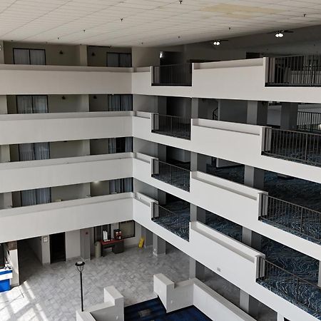 Clarion Hotel Jackson Northwest Екстер'єр фото