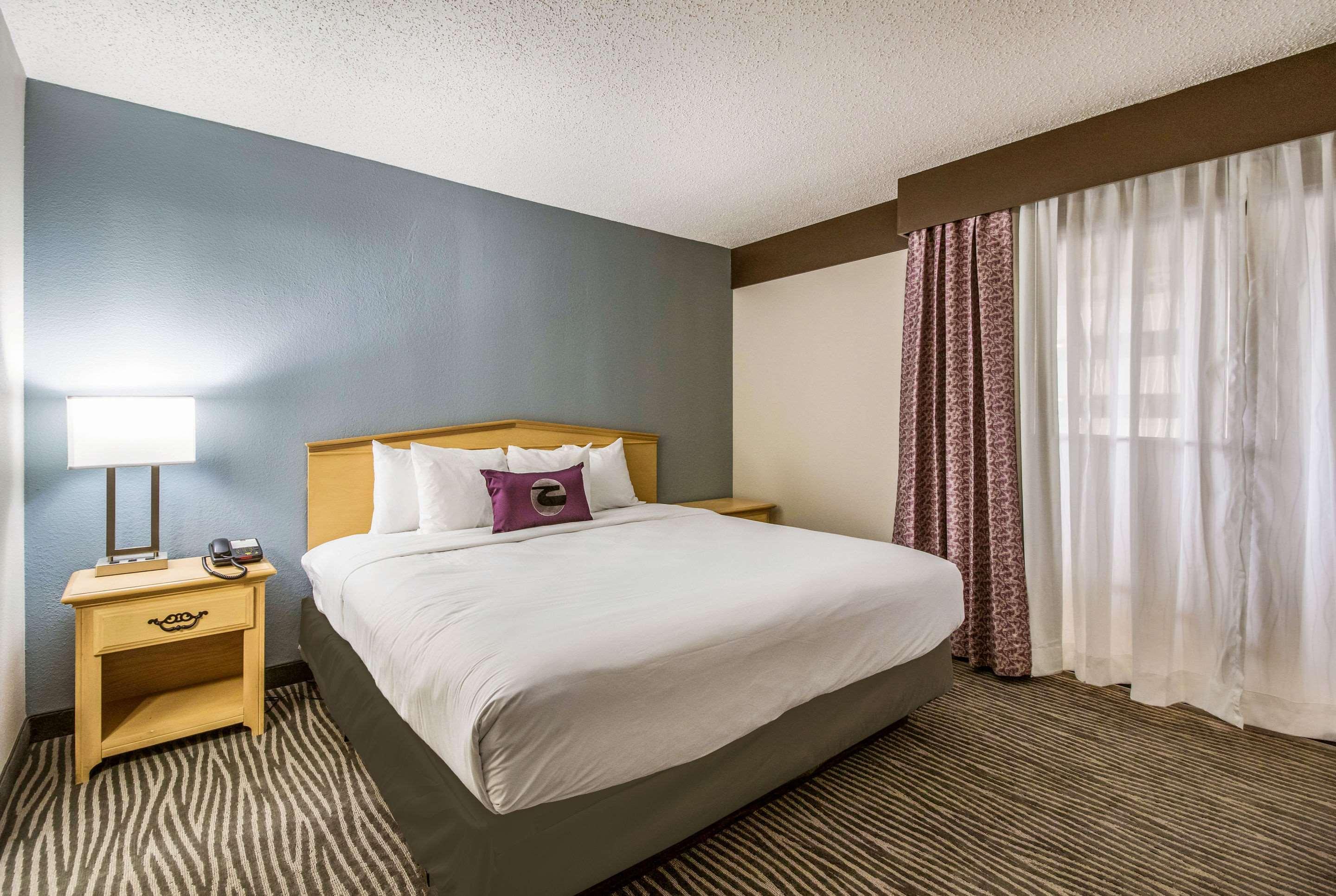Clarion Hotel Jackson Northwest Екстер'єр фото