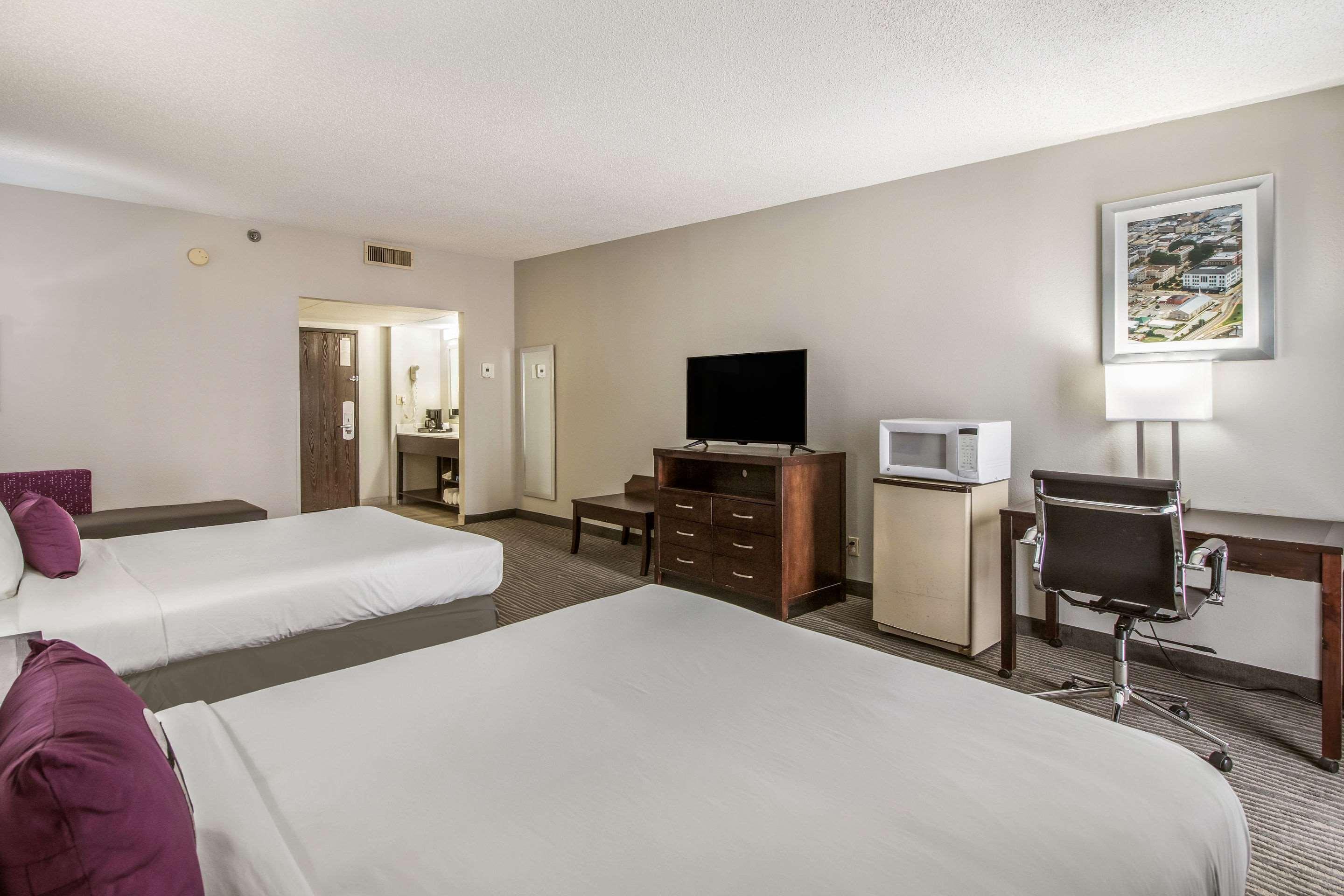 Clarion Hotel Jackson Northwest Екстер'єр фото