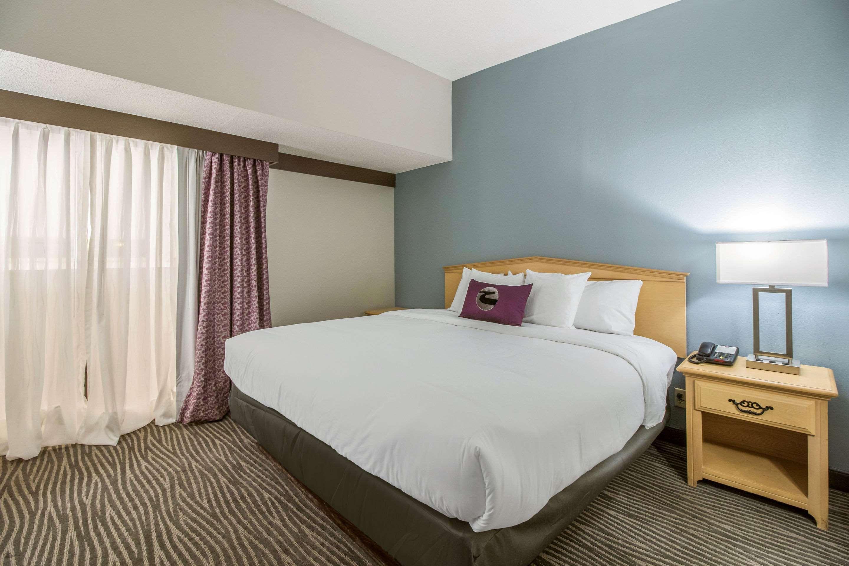 Clarion Hotel Jackson Northwest Екстер'єр фото