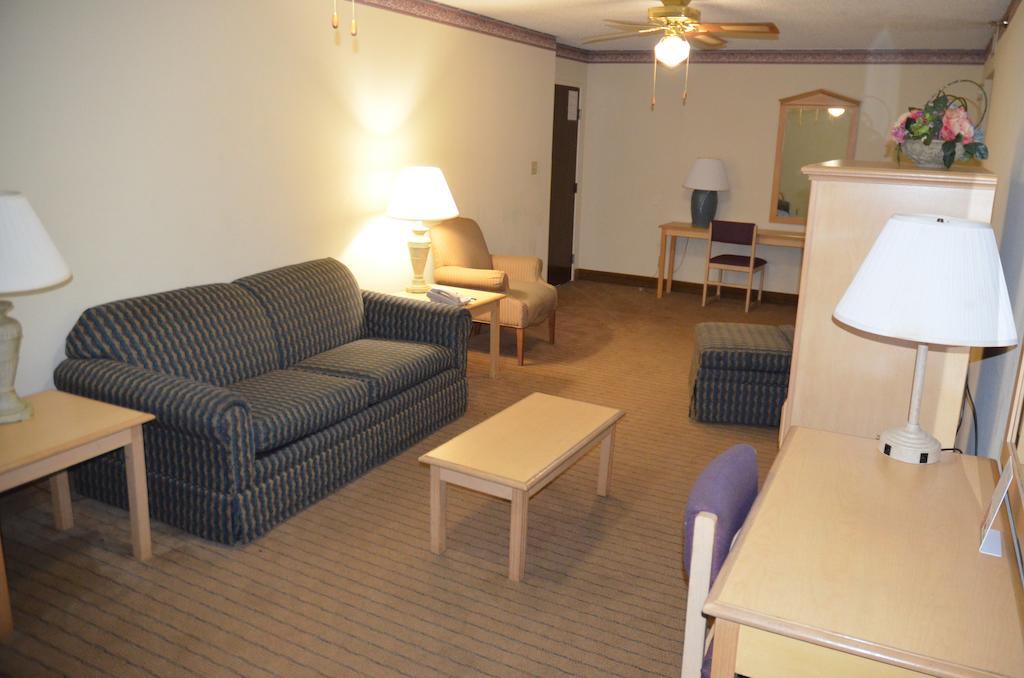 Clarion Hotel Jackson Northwest Екстер'єр фото