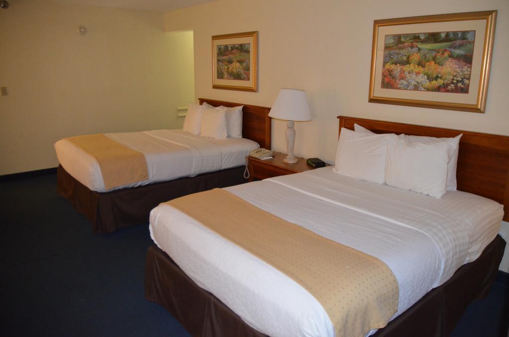 Clarion Hotel Jackson Northwest Екстер'єр фото