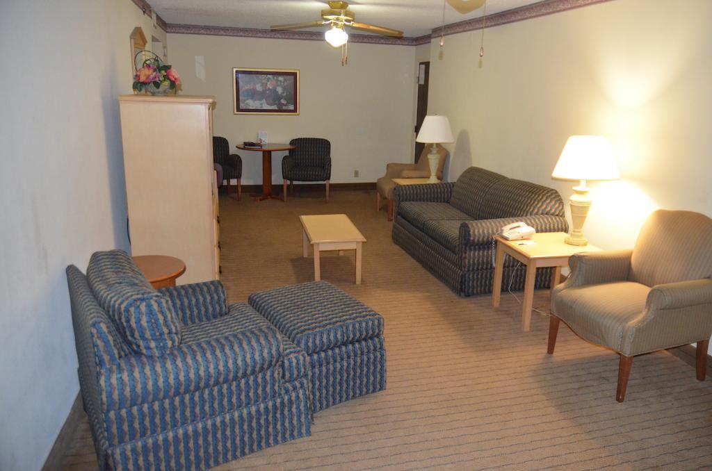 Clarion Hotel Jackson Northwest Екстер'єр фото