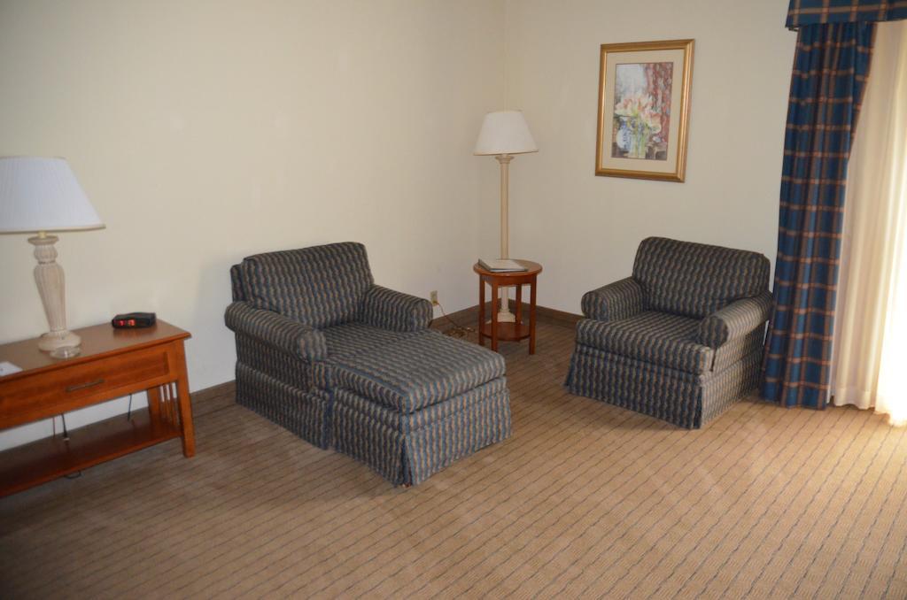Clarion Hotel Jackson Northwest Екстер'єр фото
