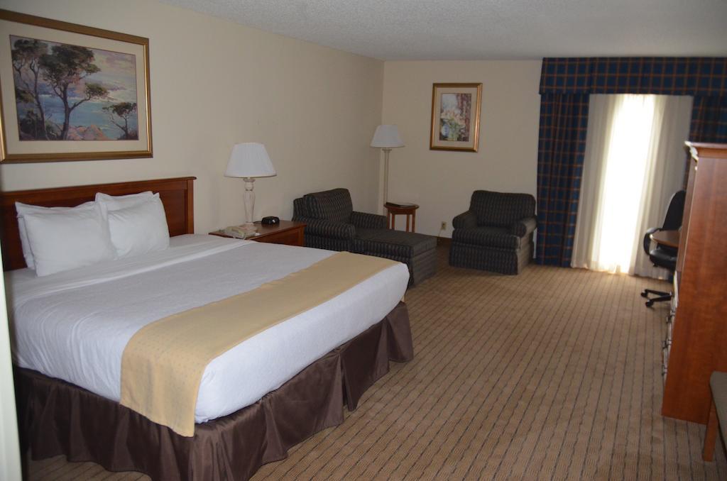 Clarion Hotel Jackson Northwest Екстер'єр фото