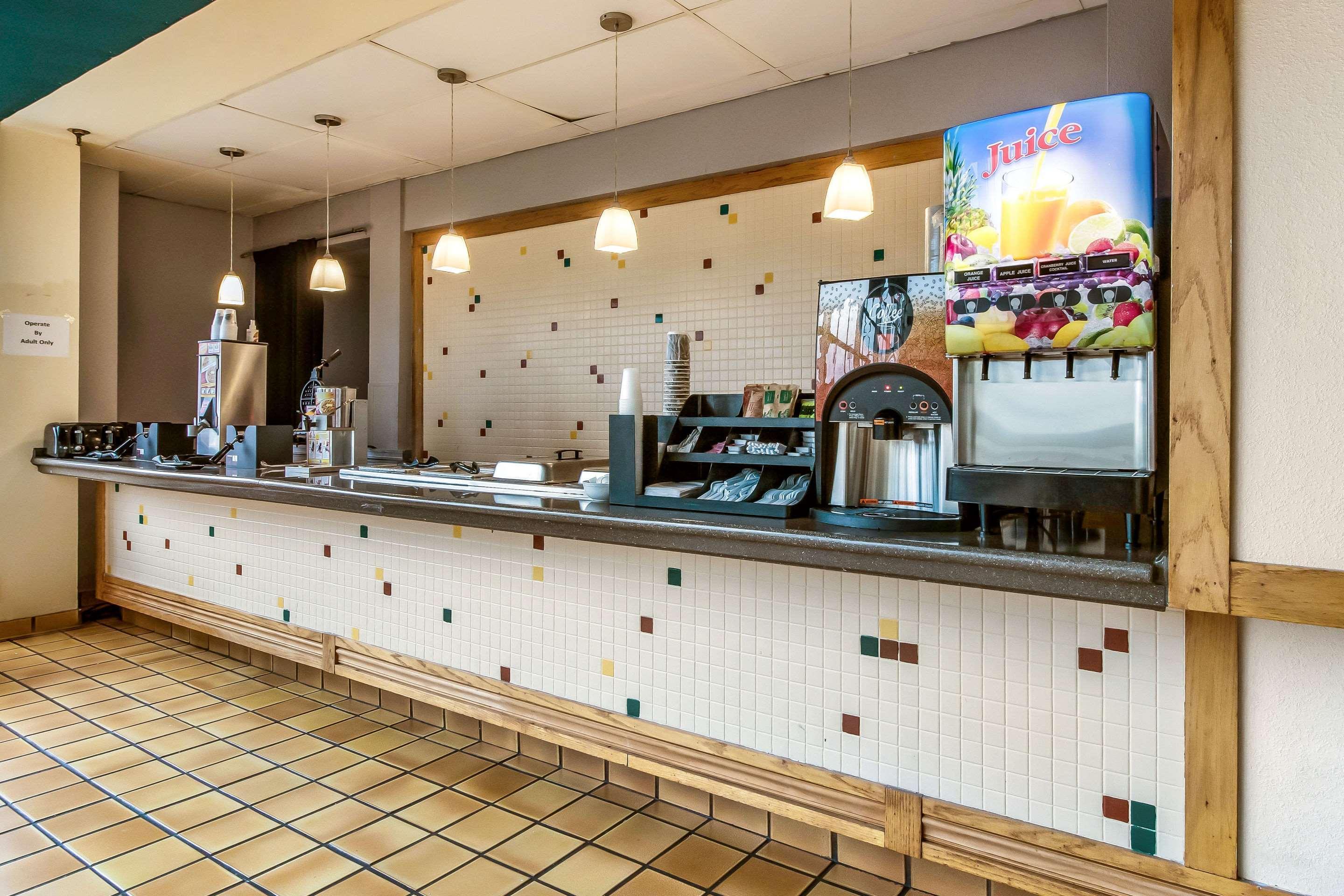 Clarion Hotel Jackson Northwest Екстер'єр фото
