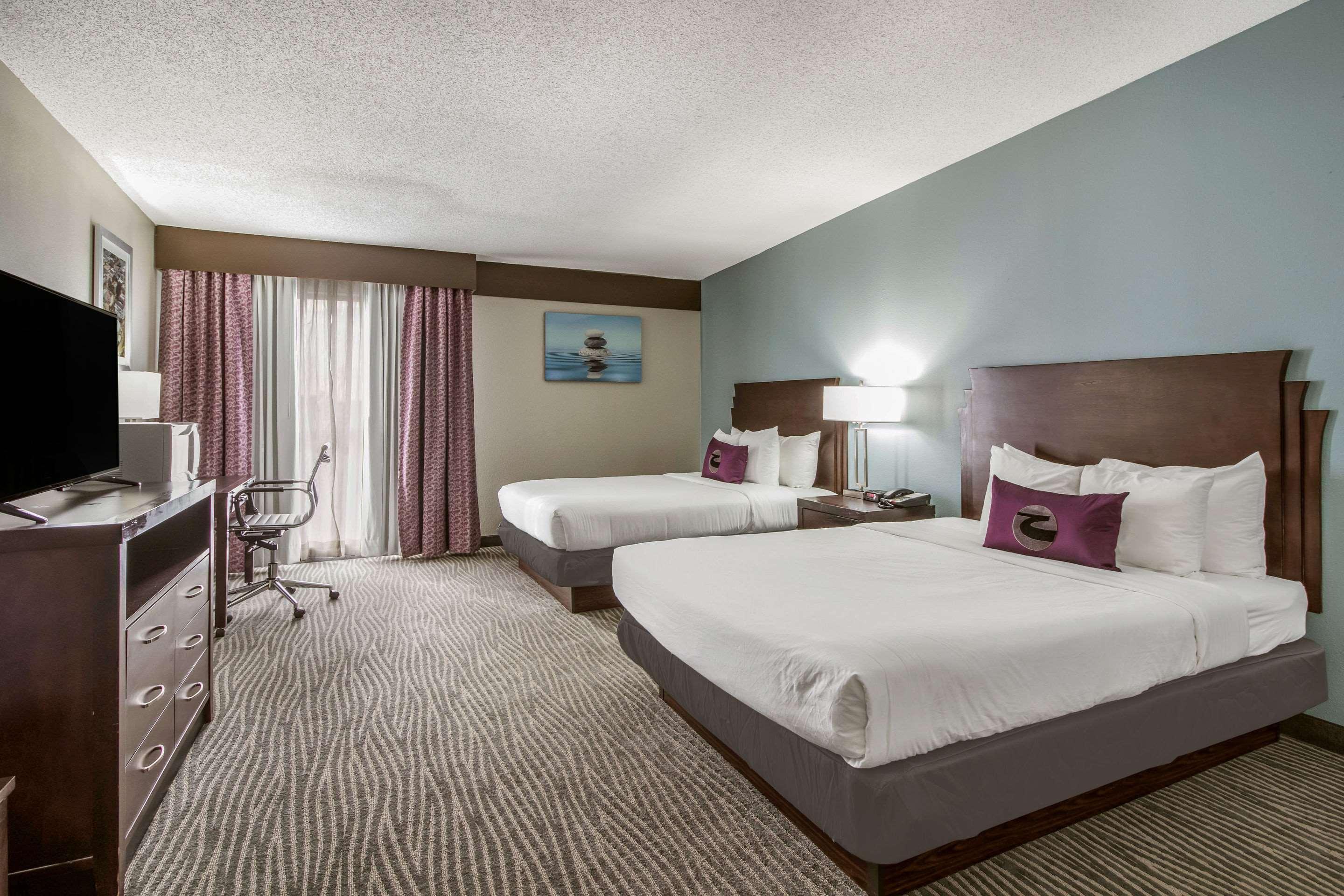 Clarion Hotel Jackson Northwest Екстер'єр фото