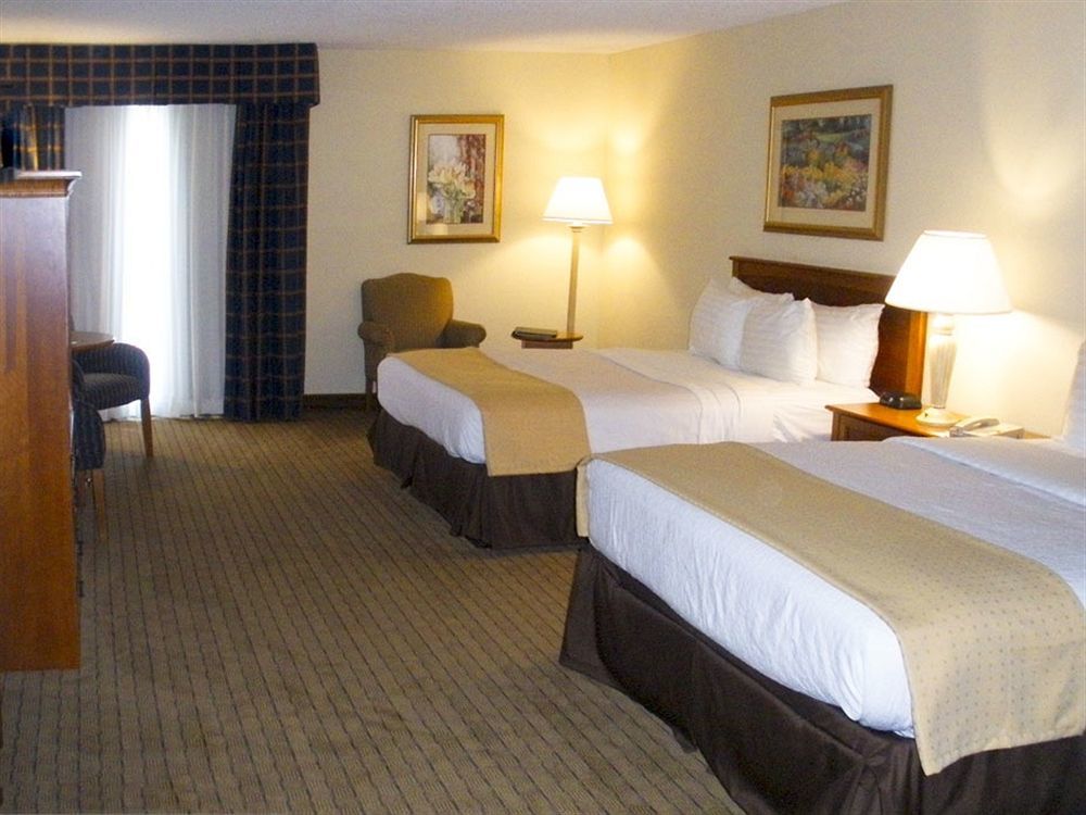 Clarion Hotel Jackson Northwest Екстер'єр фото
