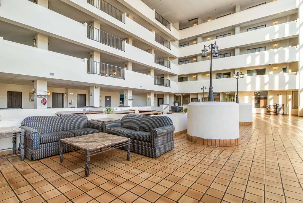 Clarion Hotel Jackson Northwest Інтер'єр фото